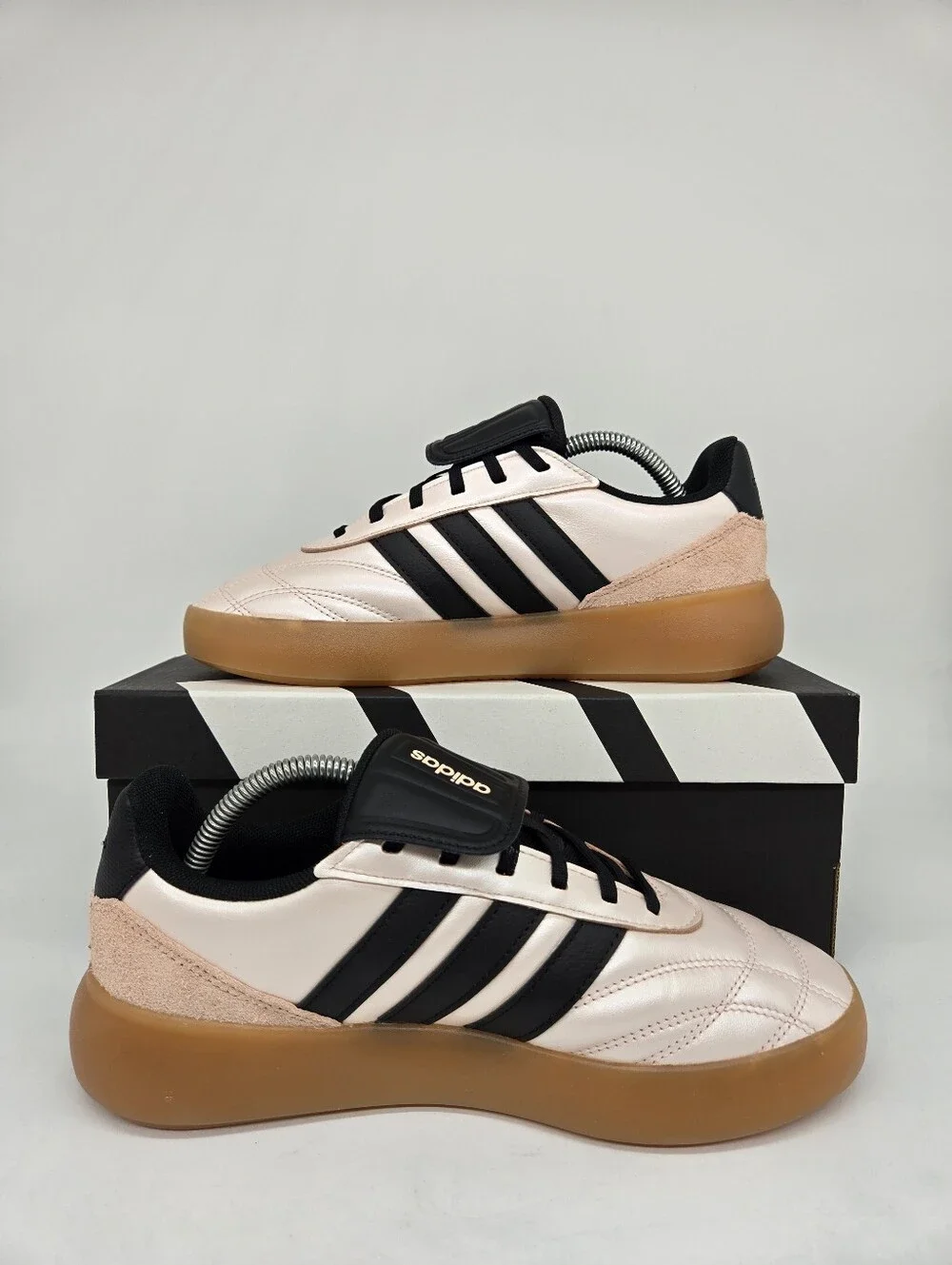 Adidas Women's Barreda Mundial HP6921 Sandy Pink Met. Core Black Shoes Size 7
